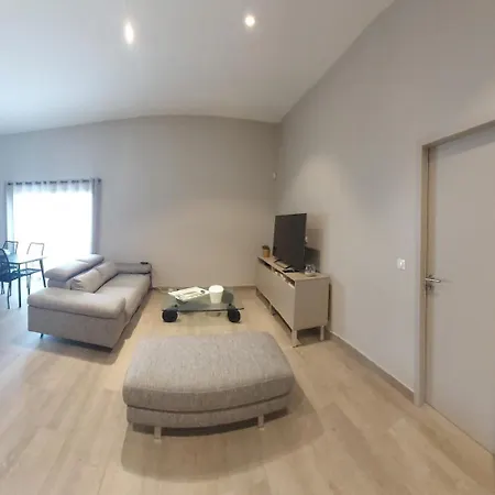 Bel 140m2, Terrasse Au Calme 20m2 * Reims