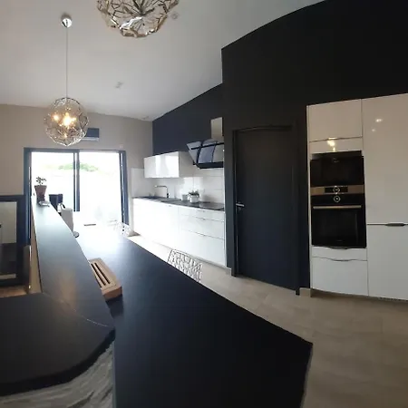 Bel 140m2, Terrasse Au Calme 20m2 Appartamento *