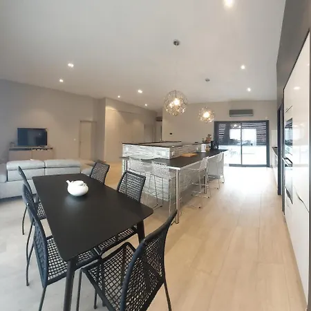 Bel 140m2, Terrasse Au Calme 20m2 Appartamento Reims